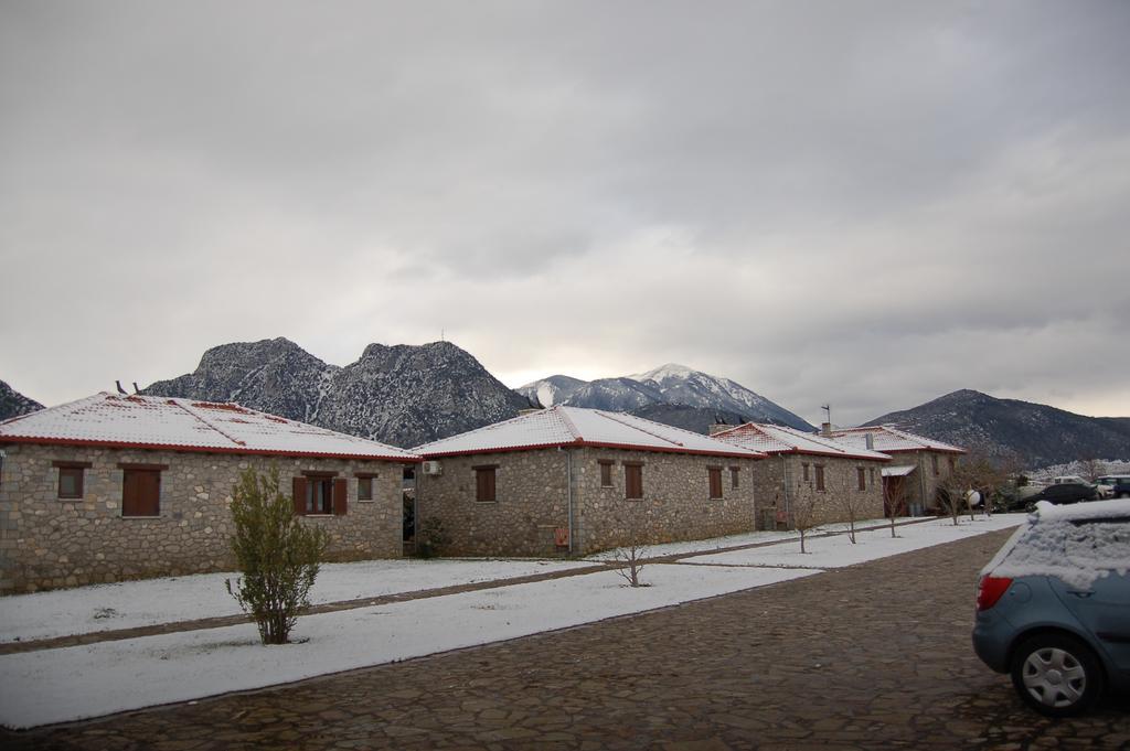 Ktima Kletsa Aparthotel Gravia  Exterior photo